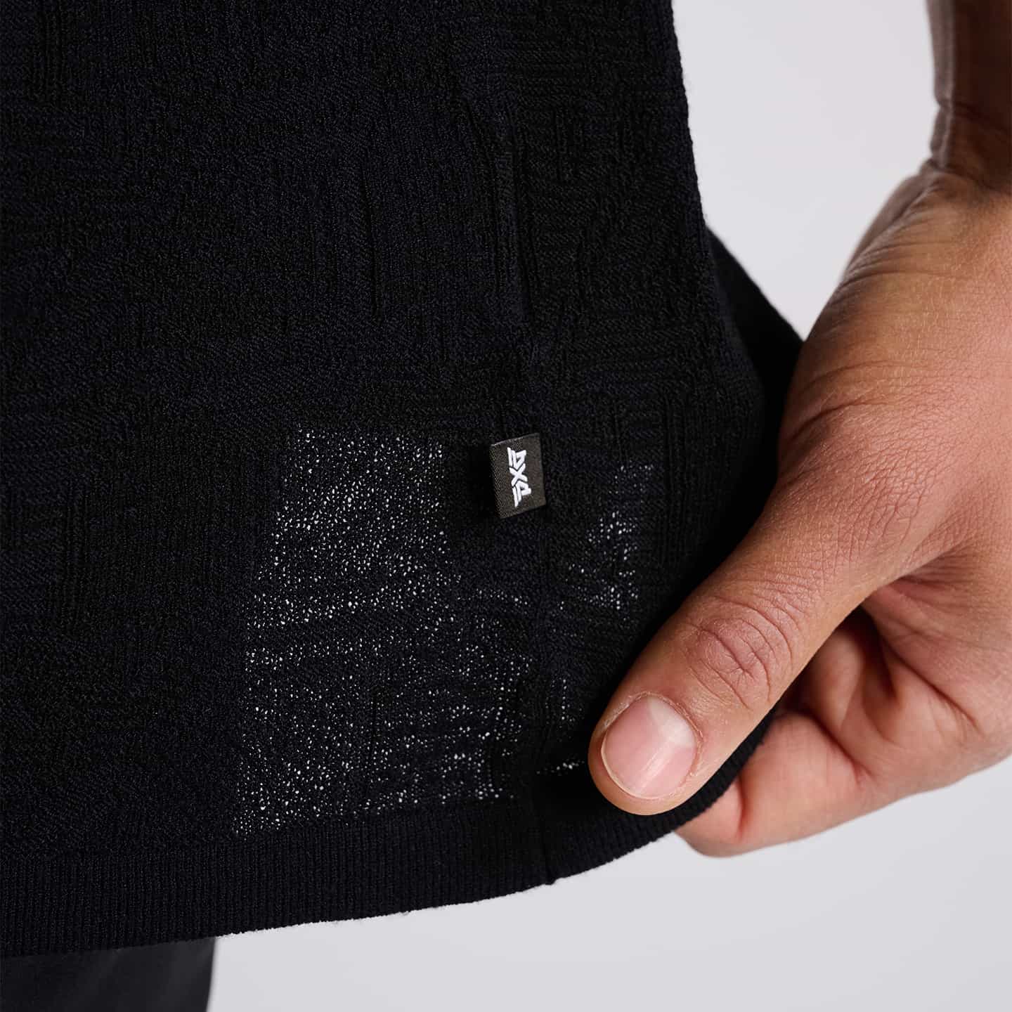 Polo Tricoté En Jacquard Multilogo