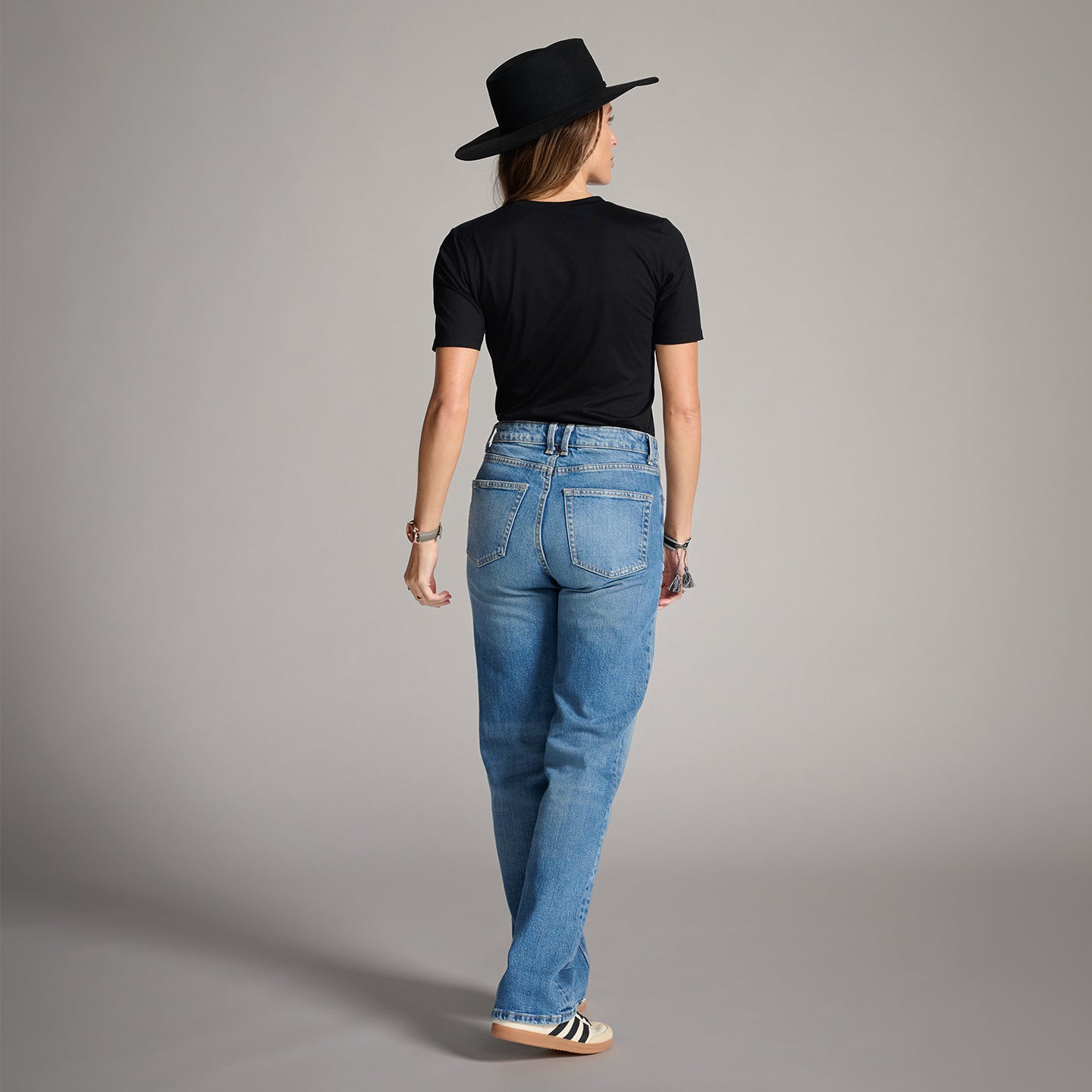 Women's Putt On A Happy Face Tee