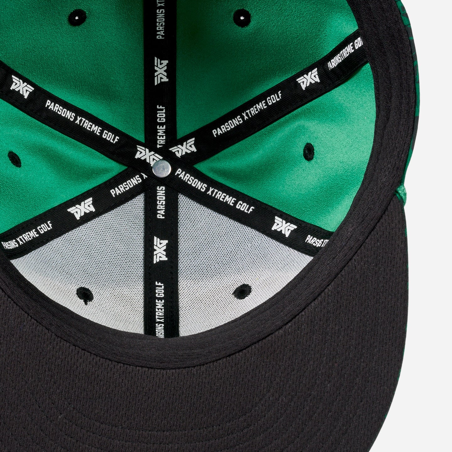 Casquette Darkness Tiki 2026 à visière plate, 6 panneaux (Noir)